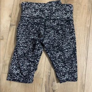 size 4 full length lululemon leggings